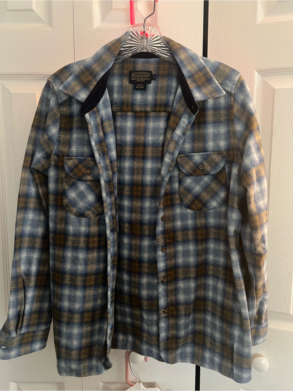 Pendleton Women’s Blue and Brown Plaid Wool Shirt Jacket